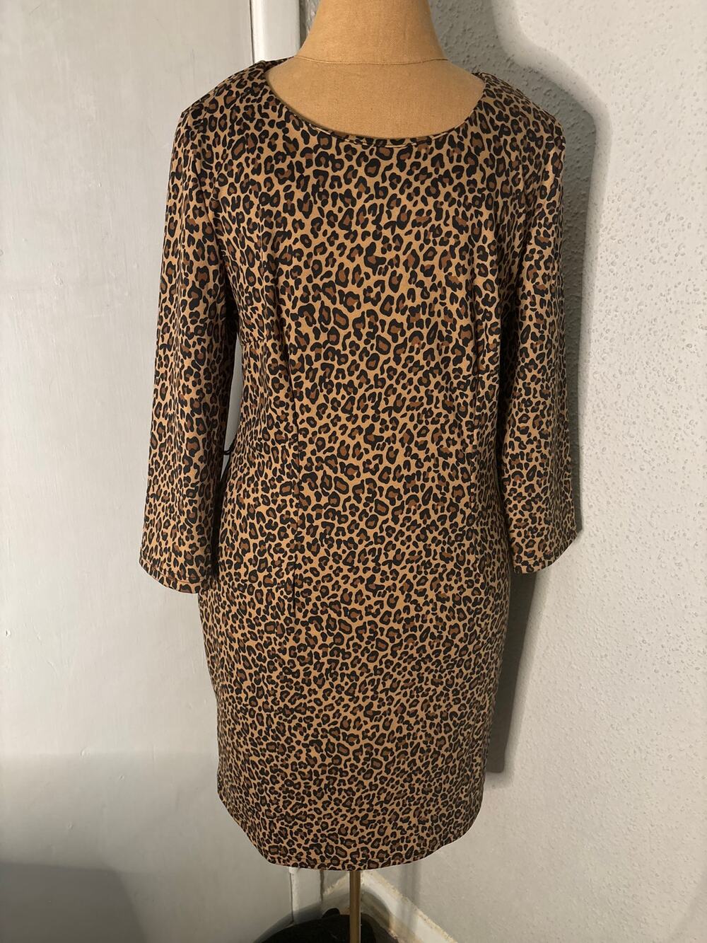 Spense Crew Neck Leopard Pattern Shift Dress 10 Animal Print Corporate Siren